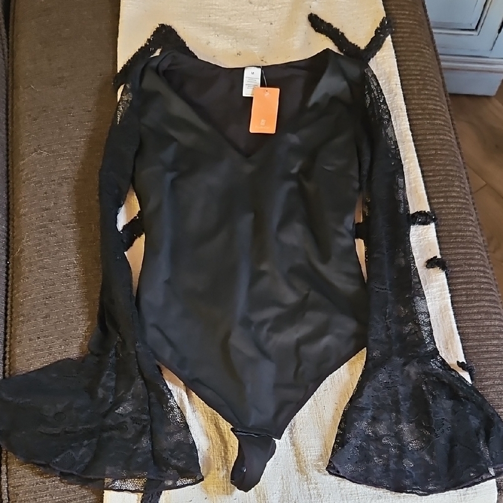 Elegant Black Lace Sleeve Women's Bodysuit Size Medium